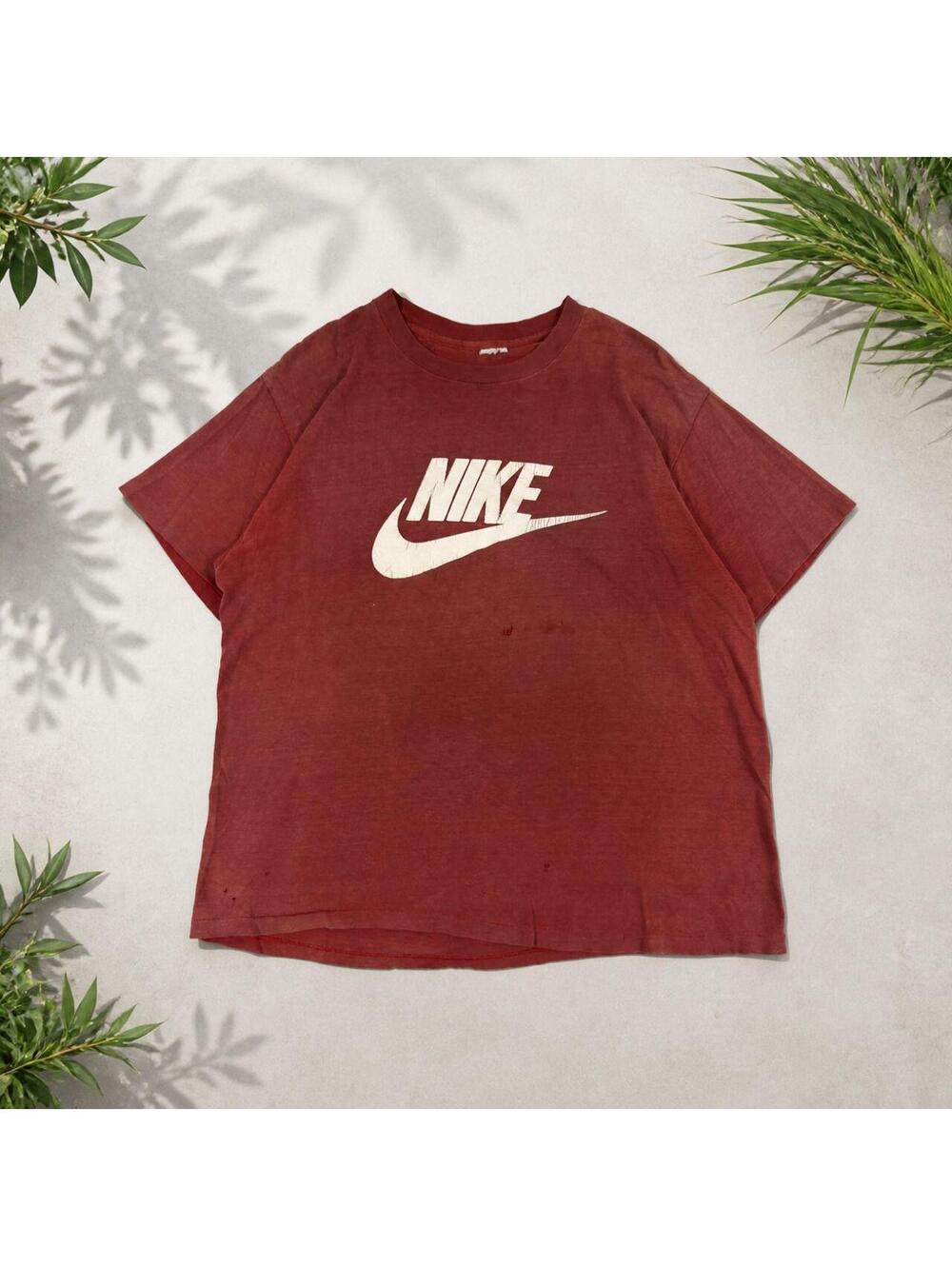 🏃 Vintage Early 80s Nike Big Logo Distressed Red T-Shirt